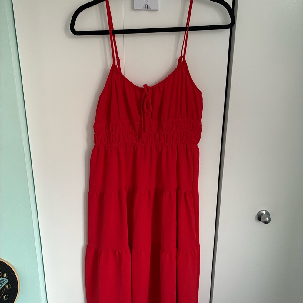 Red Sleeveless Midi Dress